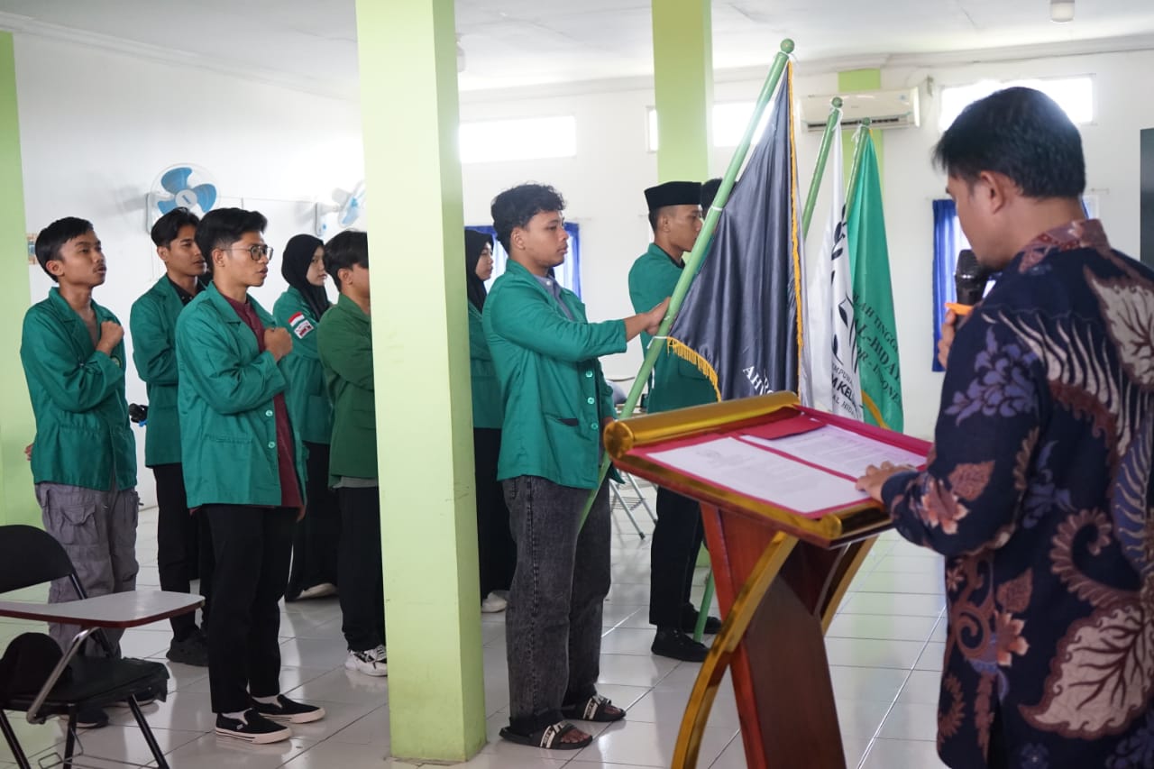 Read more about the article HIMAPRODI HKI Gelar Pelantikan Pengurus Baru: Membangun Generasi Pemimpin Inovatif, Adaptif, dan Berintegritas